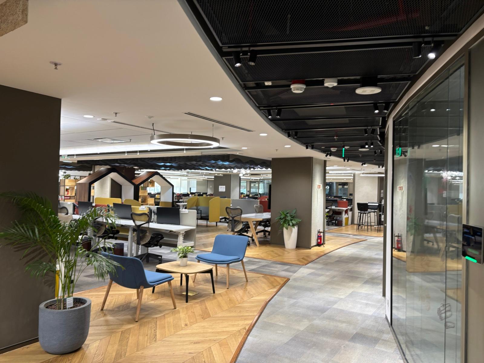 DLF Corporate Office detail 2
