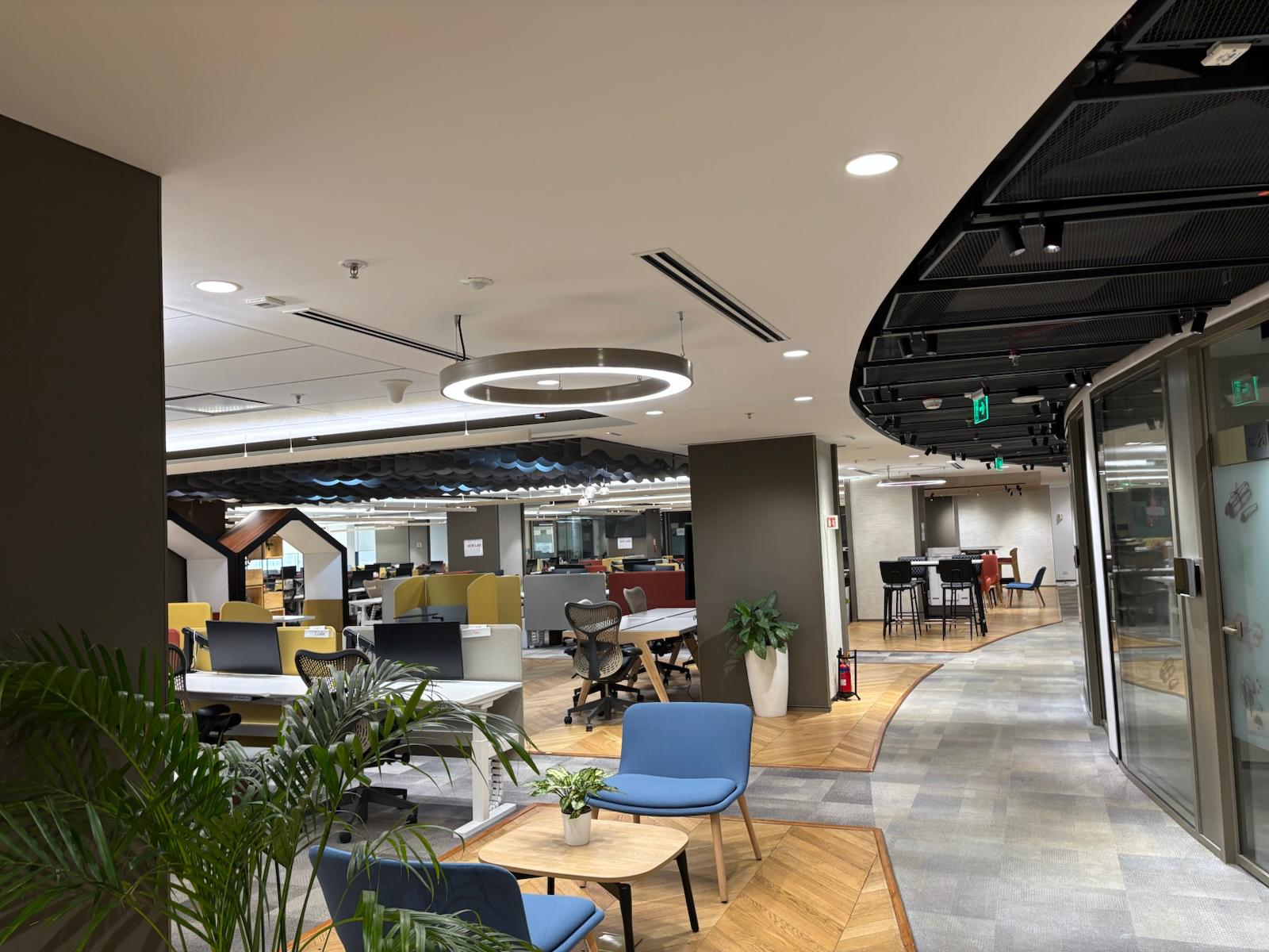 DLF Corporate Office detail 7