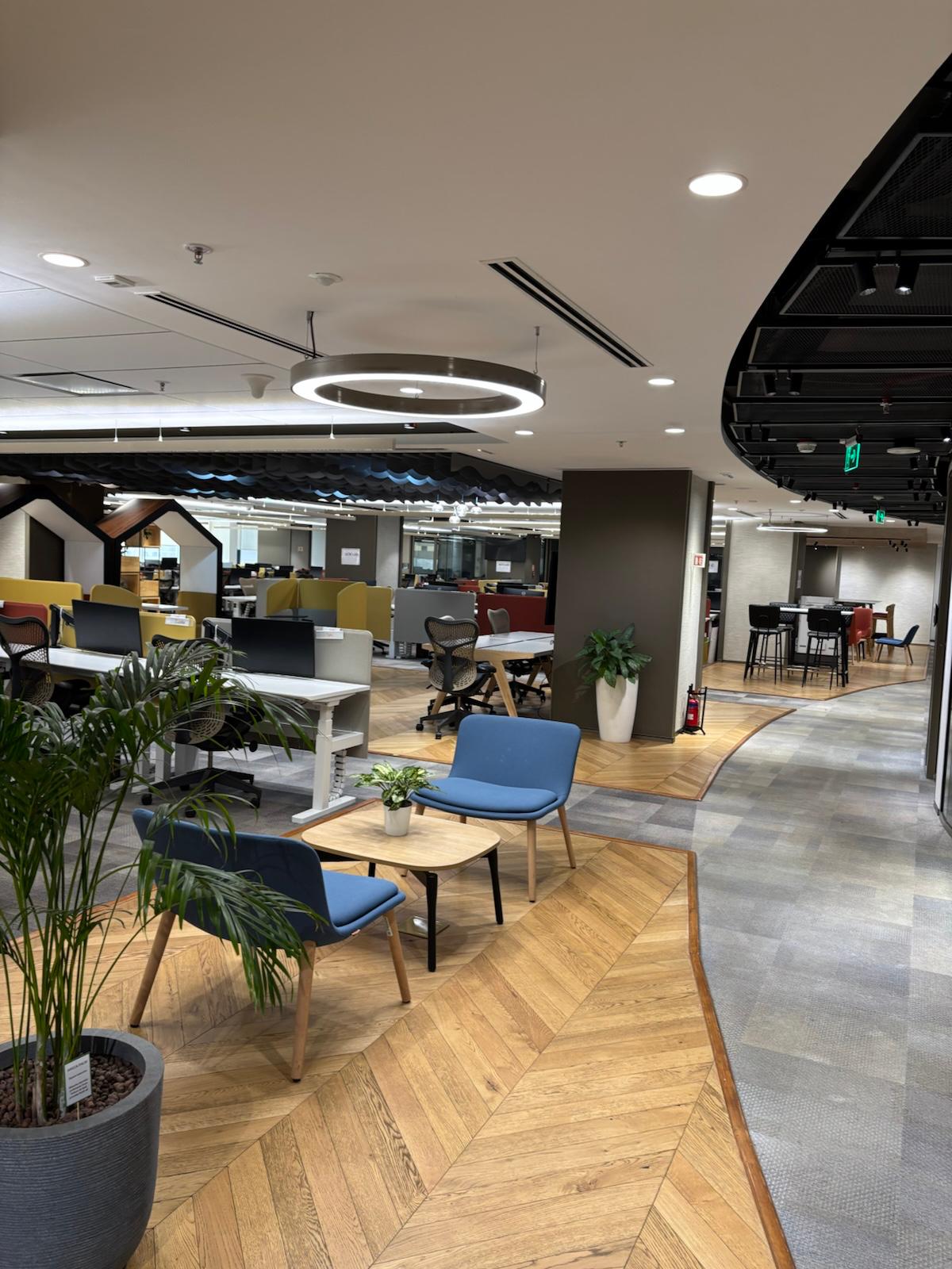 DLF Corporate Office detail 8